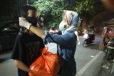 Gerakan perempuan bantu warga terdampak COVID-19 di Kota Makassar