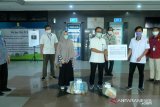 PLN serahkan bantuan APD kepada tiga RS rujukan di Makassar