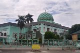 Masjid  Nurul Iman Padang tiadakan shalat tarawih, jadwal penceramah dipindah ke RRI