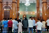 Masjid Agung Al Furqon Bandarlampung tiadakan shalat tarawih