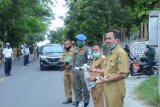 ASN di Kabupaten Majene bagikan 20.000 masker kepada masyarakat