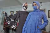 Desainer Palembang keluarkan desain busana muslim lebaran senada dengan masker