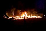 Sebuah rumah di Sukamara ludes terbakar saat ditinggalkan penghuninya