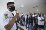 Tak punya SIKM, pendatang di Terminal Pulo Gebang akan dikarantina atau dipulangkan