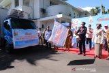 Gubernur lepas bantuan ikan dan sembako untuk empat daerah di Sulsel