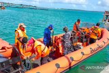Kapal ikan rute Jateng-Maluku terbakar di Wakatobi