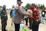 Kapolda dan Pangdam lakukan peletakan batu pertama gereja di Koya