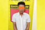 Pemuda ini ditangkap polisi karena mengamuk membawa pisau