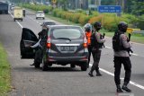 Presiden ingatkan pemerintah daerah, hati-hati melonggarkan PSBB