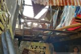 Pangdam XIV/Hasanuddin serahkan dana bedah rumah kepada warga Makassar