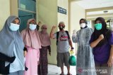 60 year old man from Padang Tarok recovered from COVID-19