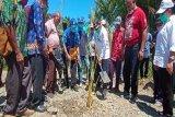 Bupati Jayapura ajak warga Sentani menanam sagu di tengah pandemi COVID-19
