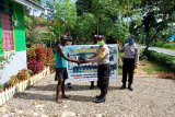 Polisi Nabire berikan sembako kepada warga empat kampung