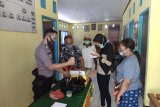 Polres Biak sita minuman berakohol di kios kampung Insrom