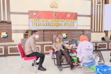 Polda Sulsel donorkan darah bantu kebutuhan stok PMI