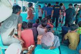 58 kru kapal ikan periksa kesehatan cegah COVID-19 di Karimun