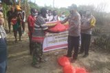 Polri berikan bantuan kepada warga Sentani terdampak pandemi COVID-19
