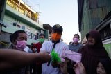 Wagub Sulsel serahkan bantuan kebutuhan pokok korban kebakaran Makassar