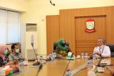 Pemkot dan DPRD Makassar kembali bahas persiapan normal baru