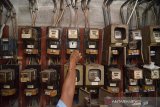 PLN diminta ganti kWh meter yang ditera ulang