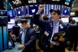 Saham Wall Street turun tajam, tertekan peningkatan kasus COVID-19