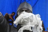 Pemasangan Patung Raksasa Soekarno Di Palu