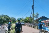 YBM PLN Sulselrabar salurkan 50 paket sembako untuk korban banjir Sulsel