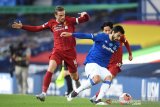 Everton perpanjang penantian juara Liverpool di Liga Inggris
