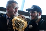 Setelah kalahkan Gaethje, Khabib Nurmagomedov umumkan pensiun dari bela diri campuran profesional