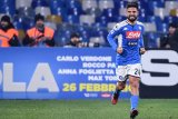 Napoli tundukkan Roma 2-1 untuk samai koleksi poin sang lawan di klasemen Liga Italia