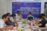 Kontras Sumut menggandeng Kantor Berita ANTARA Sumut latih  jurnalis di Sumut, Dengan menerapkan protokol kesehatan hadir belasan jurnalis dari beberapa Media yang ada di Sumut.