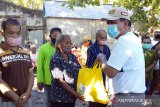 Bupati salurkan bantuan pangan kepada warga di kepulauan