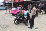 76 personel Satgas Aman Nusa imbau warga cegah virus corona