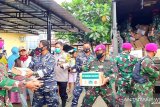 Lantamal VI salurkan bantuan bagi warga terdampak banjir bandang di Masamba