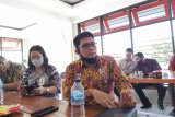 Nasabah Bank Mandiri Sulteng didorong transaksi nontunai cegah COVID-19