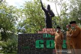 Megawati tandatangani prasasti patung Bung Karno di Palu lewat virtual
