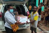 PWI Sorong Raya bantu masyarakat Inawatan korban banjir di Sorong