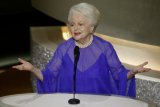 Aktris Olivia de Havilland yang hidup di masa keemasan Hollywood tutup usia