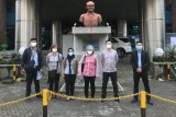 Tiga WNA China ikuti tes usap sebelum dideportasi