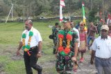 Wabup Jayawijaya motivasi warga tak tergantung bantuan pemerintah