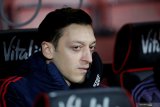 Fenerbahce Turki umumkan transfer Mesut Ozil dari Arsenal