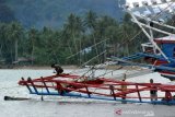 PERAWATAN KAPAL BAGAN NELAYAN