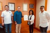 Sah!! Perindo resmi serahkan SK pada pasangan PAHAM