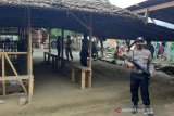 Polisi bubarkan sekumpulan orang di lokasi sabung ayam Tondo