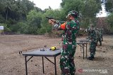 Dandim Sangihe pimpin latihan menembak bagi prajurit