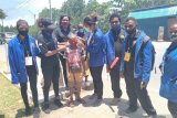Mahasiswa Uncen bagikan masker untuk warga kota Jayapura