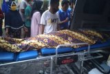 Gara gara roda truk amblas, seorang kernet di Lombok Timur tewas terjepit