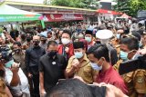 Walikota Bandarlampung temui pendemo tolak UU Cipta Kerja