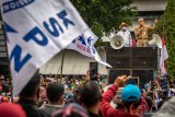 Gubernur Ganjar Pranowo naikkan UMP Jateng 2021 menjadi Rp1,8 juta