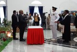 Wagub Papua kukuhkan Leonard J Sawerdani jadi Wakil Bupati Sarmi